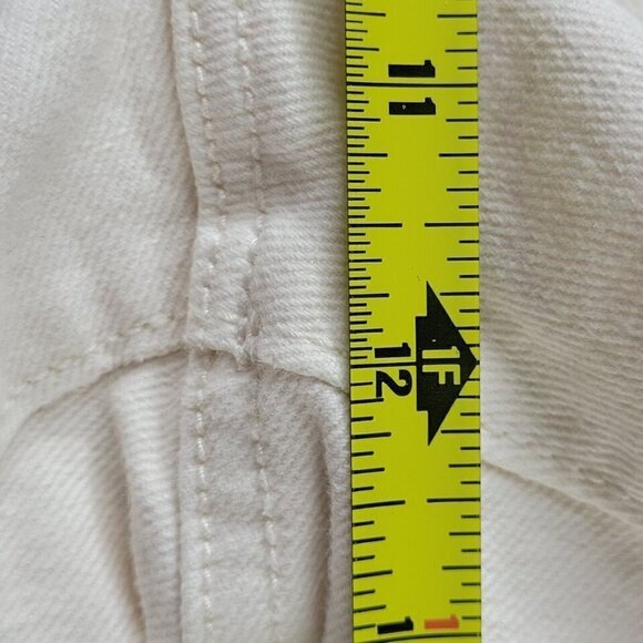 Ann Taylor The Taper Jeans Size 16 Lean Thru Hip Thigh Tapered Leg Ivory 38X26 - Picture 10 of 12